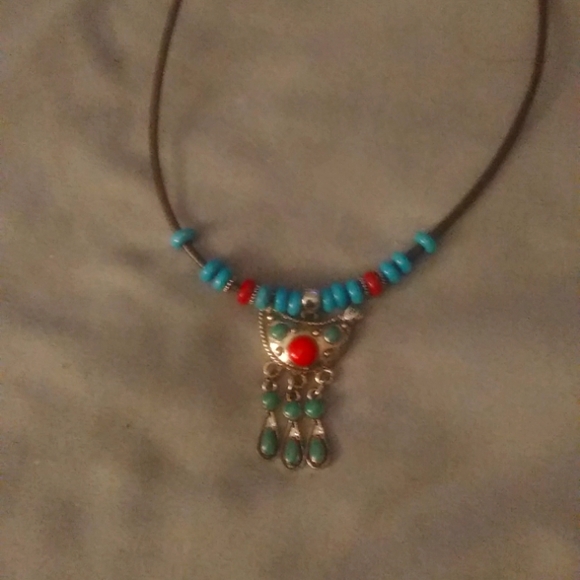 Jewelry - Necklace